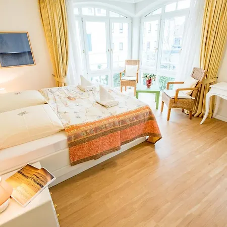 Апартаменты Residenz Bismarck Whg 8 *